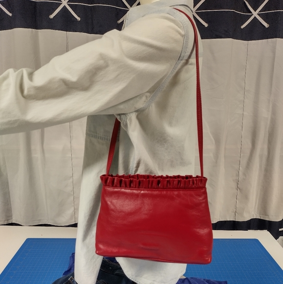 NWOT Coletta Real Leather Red Purse - Picture 5 of 16